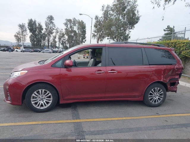 Продажа на аукционе авто 2019 Toyota Sienna Xle 8 Passenger, vin: 5TDYZ3DC6KS017142, номер лота: 44337607