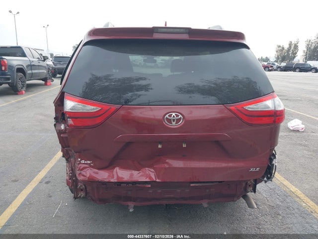 Продажа на аукционе авто 2019 Toyota Sienna Xle 8 Passenger, vin: 5TDYZ3DC6KS017142, номер лота: 44337607