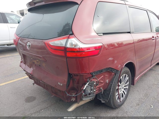 Продажа на аукционе авто 2019 Toyota Sienna Xle 8 Passenger, vin: 5TDYZ3DC6KS017142, номер лота: 44337607