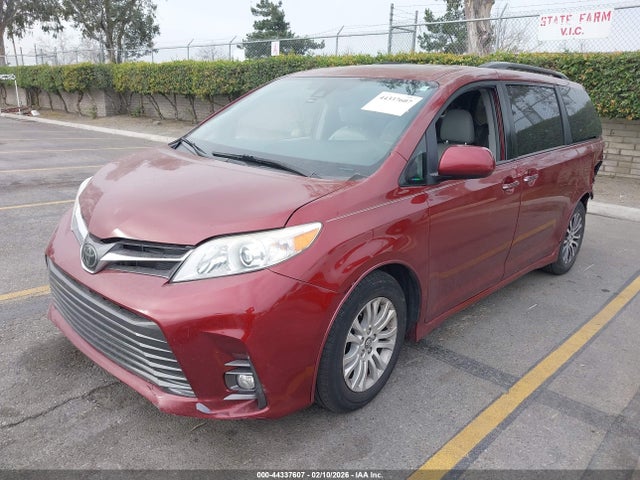 Продажа на аукционе авто 2019 Toyota Sienna Xle 8 Passenger, vin: 5TDYZ3DC6KS017142, номер лота: 44337607