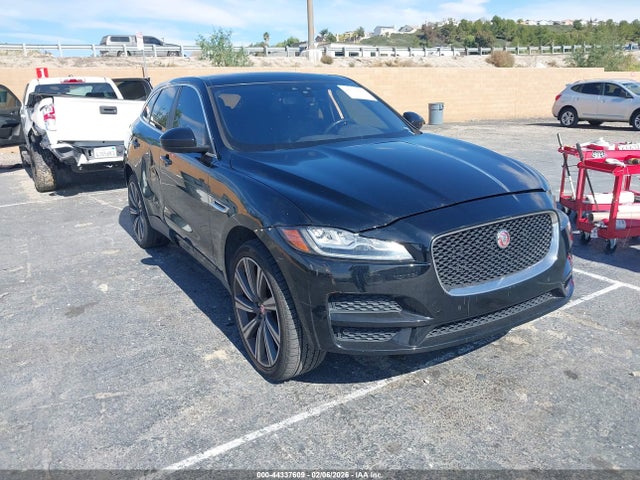 2017 JAGUAR F-PACE SADCK2BV8HA079357 Photo 0