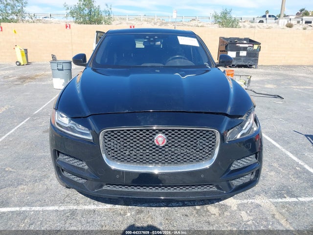 SADCK2BV8HA079357 Jaguar F-pace 35t Prestige