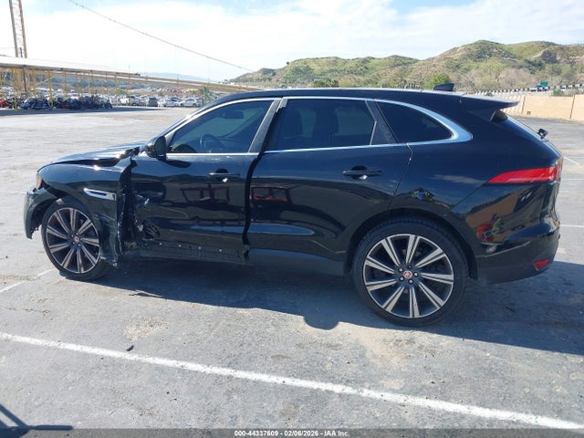 SADCK2BV8HA079357 Jaguar F-pace 35t Prestige