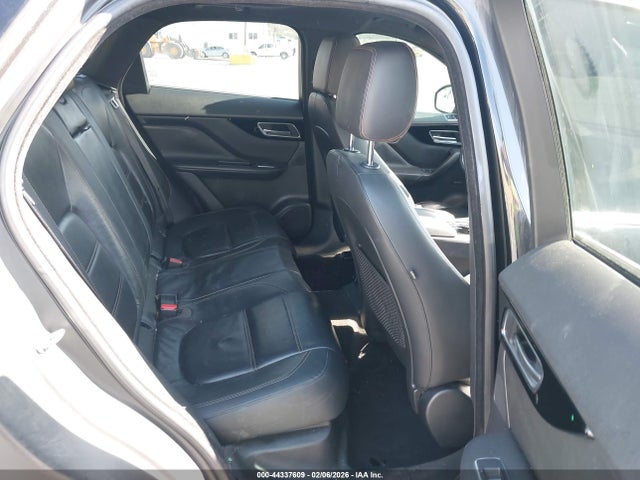 2017 JAGUAR F-PACE SADCK2BV8HA079357 Photo 7