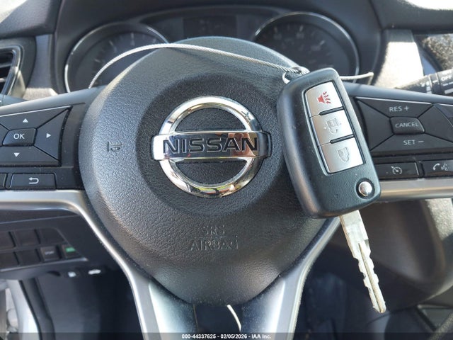 5N1AT2MT7HC773890 Nissan ROGUE S