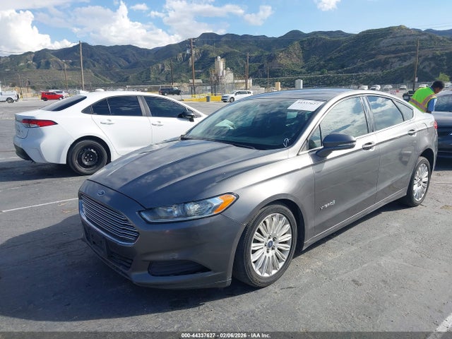3FA6P0LU7ER392749 Ford Fusion Hybrid Se