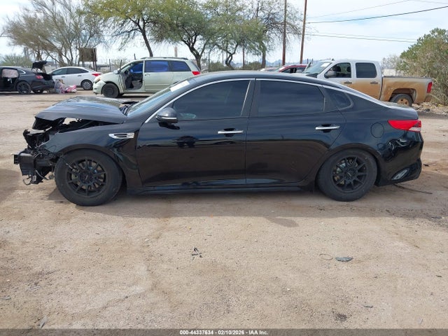 5XXGT4L32JG206343 KIA Optima Lx
