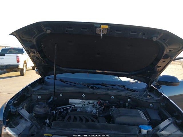 2019 Volkswagen Atlas 3.6l V6 Se W/technology მანქანა იყიდება აუქციონზე, vin: 1V2WR2CA4KC599646, აუქციონის ნომერი: 44337636