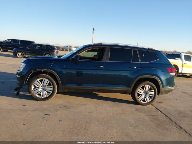 2019 Volkswagen Atlas 3.6l V6 Se W/technology მანქანა იყიდება აუქციონზე, vin: 1V2WR2CA4KC599646, აუქციონის ნომერი: 44337636