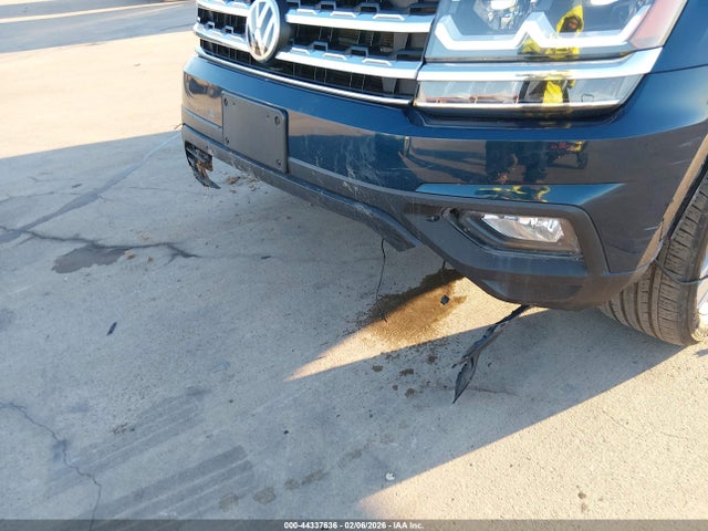 2019 Volkswagen Atlas 3.6l V6 Se W/technology მანქანა იყიდება აუქციონზე, vin: 1V2WR2CA4KC599646, აუქციონის ნომერი: 44337636