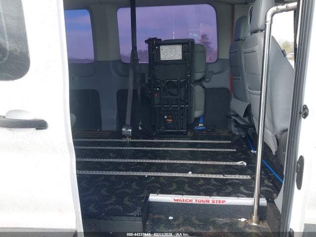 44337648 :رقم المزاد ، 1FDZX2CMXHKB28058 vin ، 2017 Ford Transit-350 Xl مزاد بيع