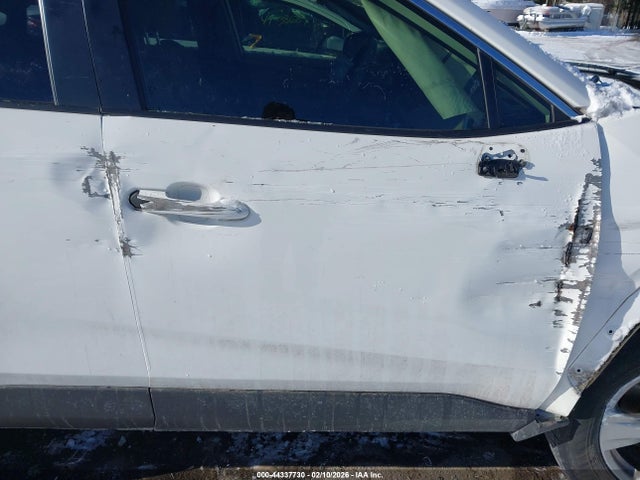 Toyota Rav4 Hybrid Le 2022 JTMLWRFV9ND156914 Image 19