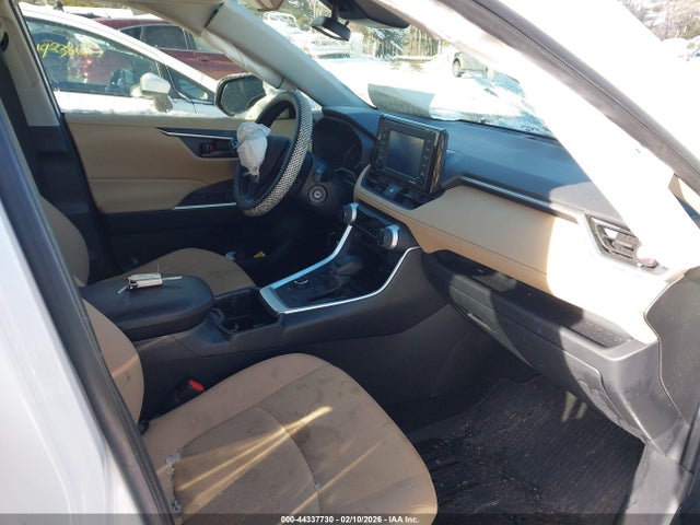 Toyota Rav4 Hybrid Le 2022 JTMLWRFV9ND156914 Image 5