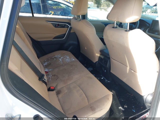 Toyota Rav4 Hybrid Le 2022 JTMLWRFV9ND156914 Image 8
