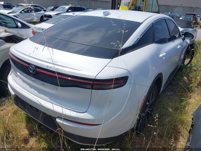 Toyota Crown Xle 2024 JTDAAAAF0R3029293 Image 4