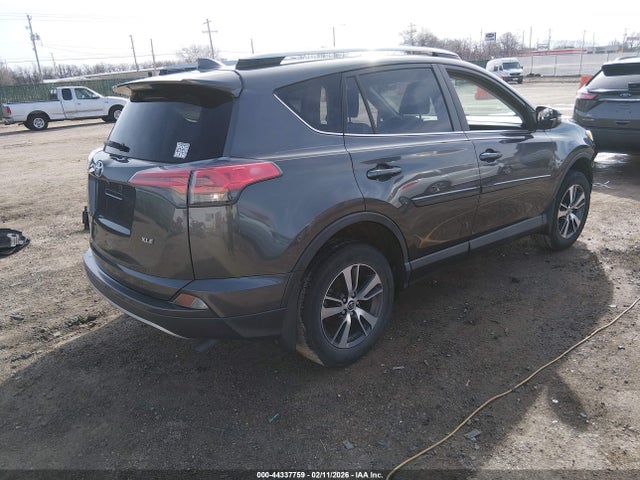 2017 TOYOTA RAV4 JTMWFREV1HJ120932 Photo 3
