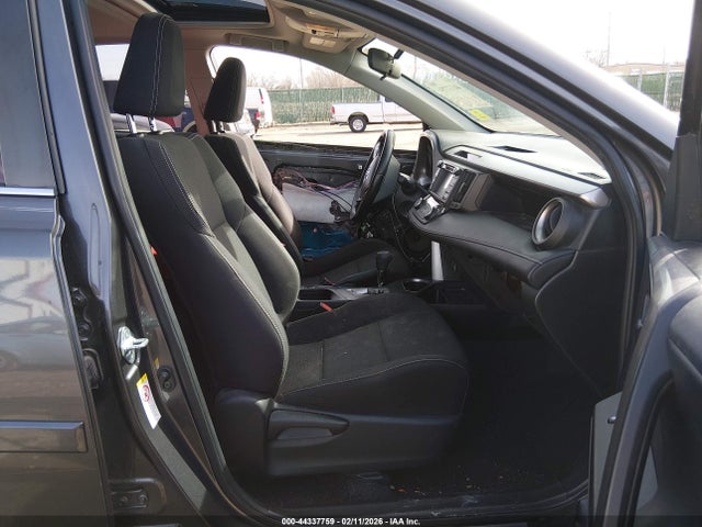 2017 TOYOTA RAV4 JTMWFREV1HJ120932 Photo 4