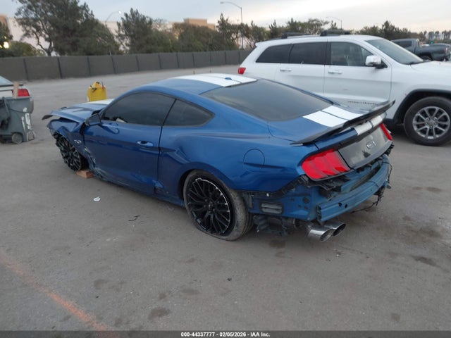 Ford Mustang Gt Premium 2017 1FA6P8CF1H5272436 Image 3