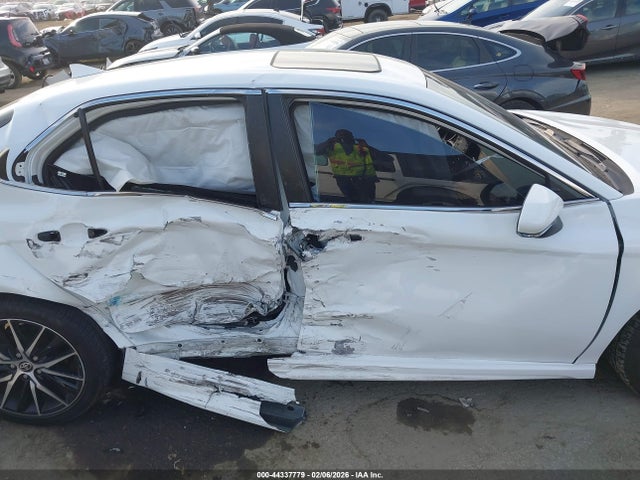4T1T11AK7PU752289 Toyota CAMRY SE
