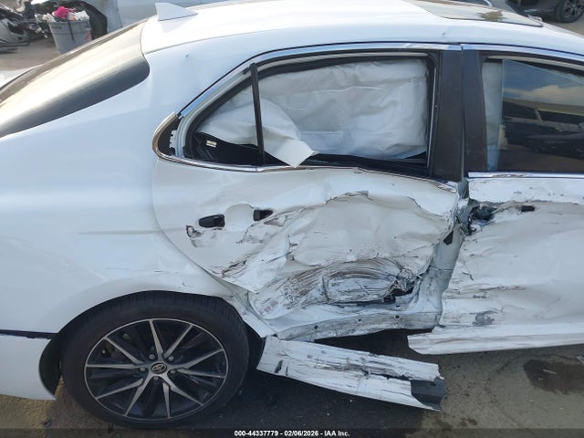 4T1T11AK7PU752289 Toyota CAMRY SE