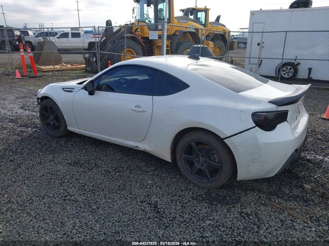 2013 SUBARU BRZ JF1ZCAC18D1604362 Photo 2