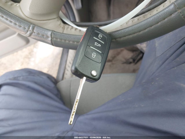 2009 FORD ESCAPE 1FMCU03G09KB87389 Photo 10