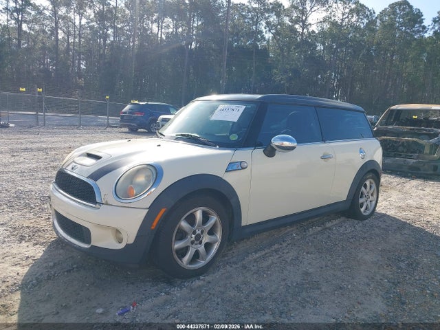 2010 MINI COOPER S CLUBMAN WMWMM3C57ATP94569 Photo 5