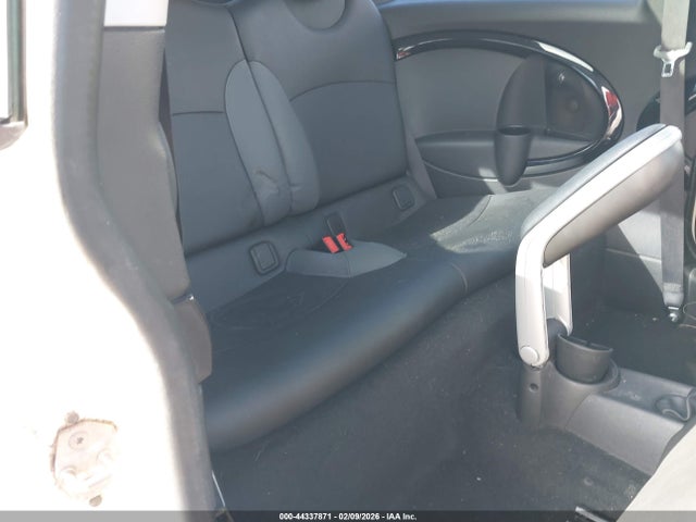 2010 MINI COOPER S CLUBMAN WMWMM3C57ATP94569 Photo 7