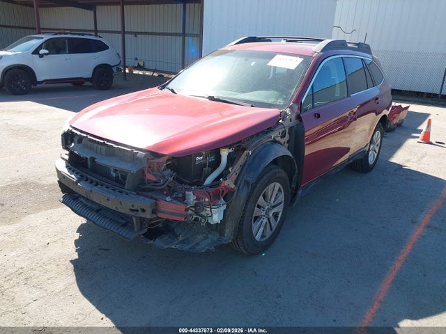 Subaru Outback 2.5i Premium 2016 4S4BSACC7G3247812 Image 2