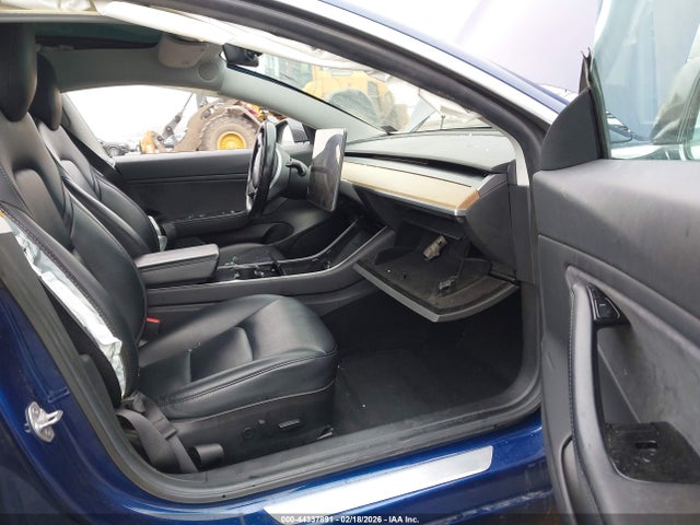 Продаж на аукціоні авто 2019 Tesla Model 3, vin: 5YJ3E1EA0KF416480, номер лоту: 44337891