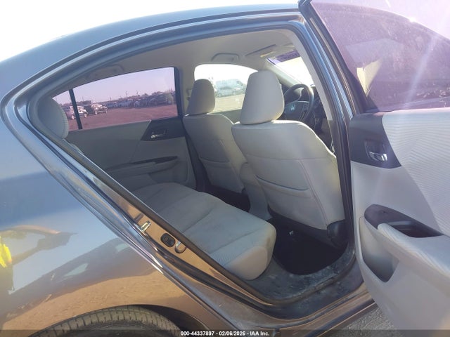 1HGCR2F37HA231145 Honda ACCORD LX