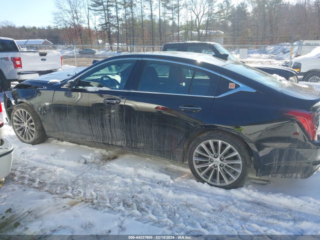 44337900 :رقم المزاد ، 1G6DT5RW8M0121171 vin ، 2021 Cadillac Ct5 Premium Luxury مزاد بيع