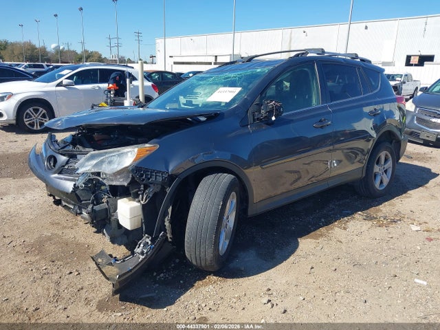 Toyota Rav4 Xle 2014 JTMRFREV1ED092203 Image 2