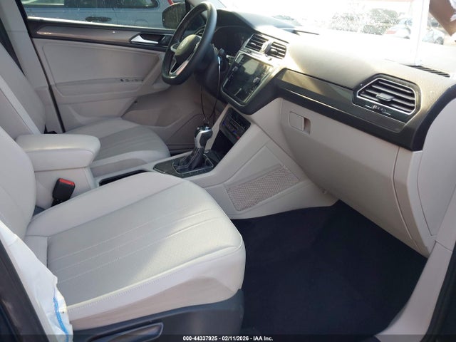 2023 VOLKSWAGEN TIGUAN 3VVNB7AX0PM102640 Photo 4