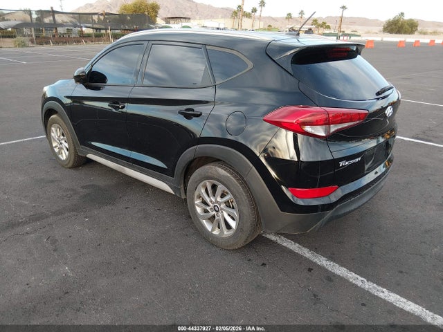 KM8J33A44HU508633 Hyundai TUCSON SE