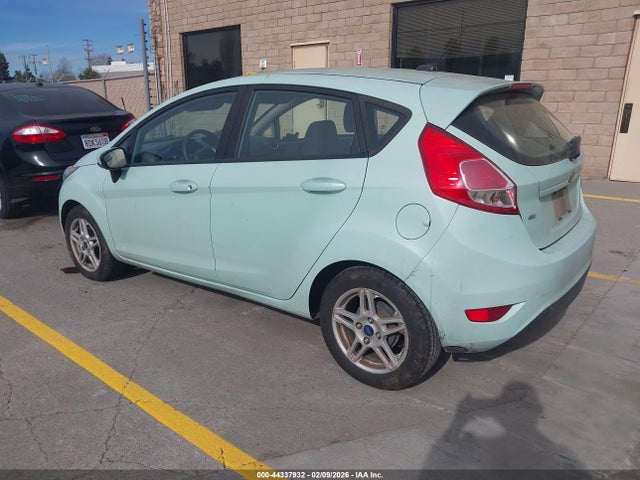 Ford FIESTA SE 2017 3FADP4EJ3HM105152 Image 3