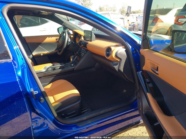Продажа на аукционе авто 2024 Lexus Is 300 F Sport Design, vin: JTHB81F22R5054415, номер лота: 44337961