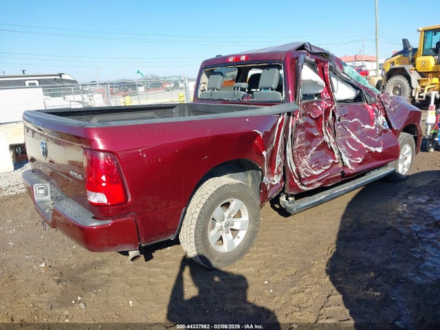 2016 RAM 1500 1C6RR7FGXGS353667 Photo 3