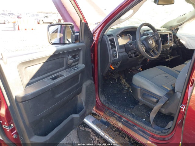 2016 RAM 1500 1C6RR7FGXGS353667 Photo 4