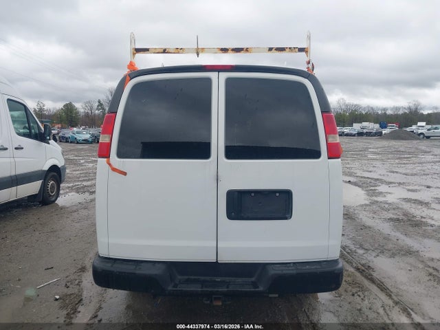 Chevrolet Express 2500 Work Van 2016 1GCWGAFF8G1276809 Image 16