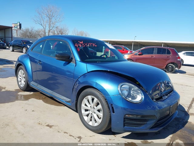 2018 VOLKSWAGEN BEETLE 3VWFD7AT4JM709722