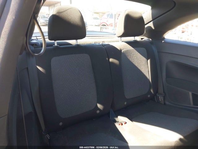 2018 VOLKSWAGEN BEETLE 3VWFD7AT4JM709722 Photo 7