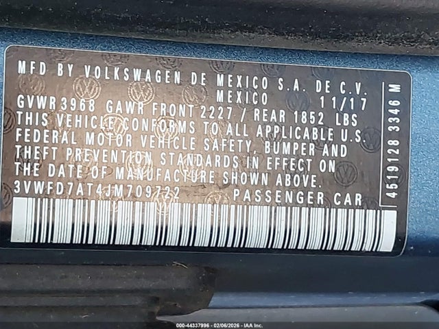 2018 VOLKSWAGEN BEETLE 3VWFD7AT4JM709722 Photo 8