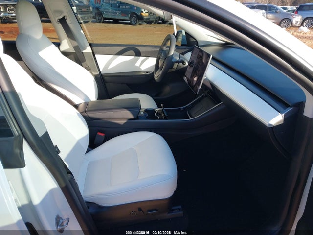 44338016 :رقم المزاد ، 5YJYGDEE8MF089883 vin ، 2021 Tesla Model Y Long Range Dual Motor All-wheel Drive مزاد بيع