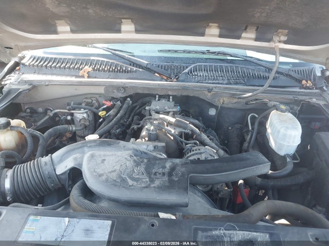 44338023 :رقم المزاد ، 1GKFK66U43J331572 vin ، 2003 Gmc Yukon Xl 1500 Denali مزاد بيع