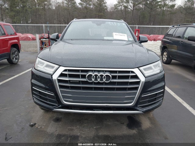 44338039 :رقم المزاد ، WA1BNAFY5J2106070 vin ، 2018 Audi Q5 2.0t Premium/2.0t Tech Premium مزاد بيع