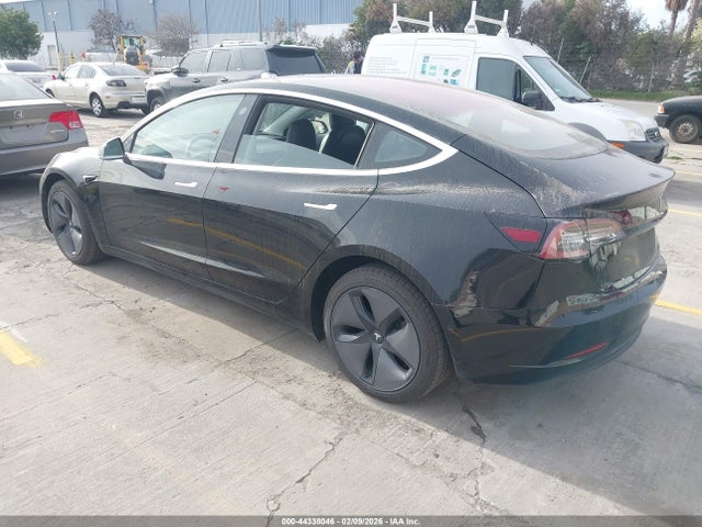 2018 TESLA MODEL 3 5YJ3E1EB3JF178776 Photo 2