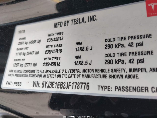 2018 TESLA MODEL 3 5YJ3E1EB3JF178776 Photo 8