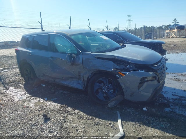 5N1BT3BA1TC750903 Nissan ROGUE SV