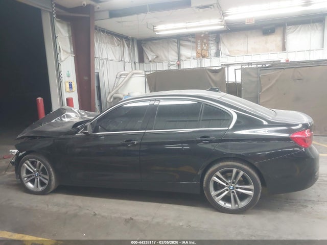 WBA8B9C36HK885308 BMW 330I